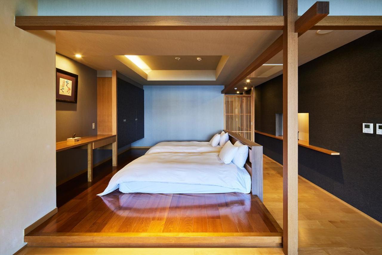 Itsukushima Iroha Hotel Hatsukaichi Exterior photo