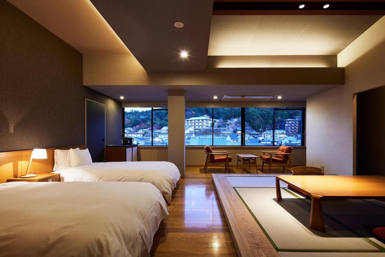 Itsukushima Iroha Hotel Hatsukaichi Exterior photo