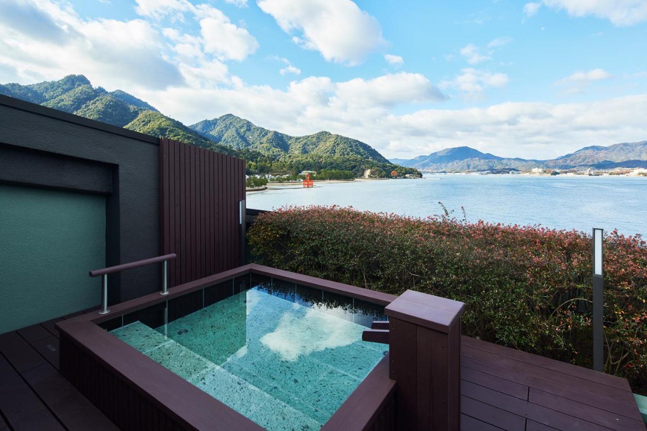 Itsukushima Iroha Hotel Hatsukaichi Exterior photo
