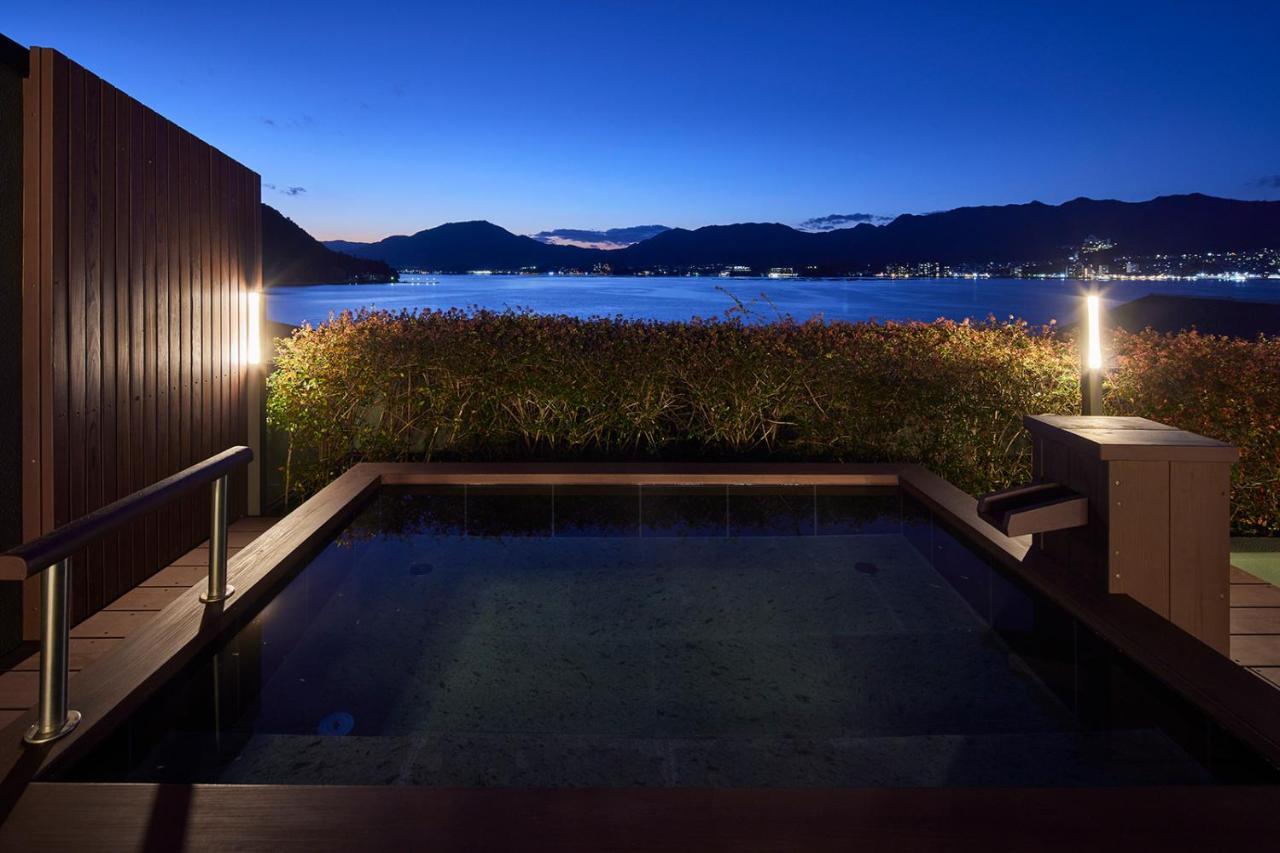 Itsukushima Iroha Hotel Hatsukaichi Exterior photo