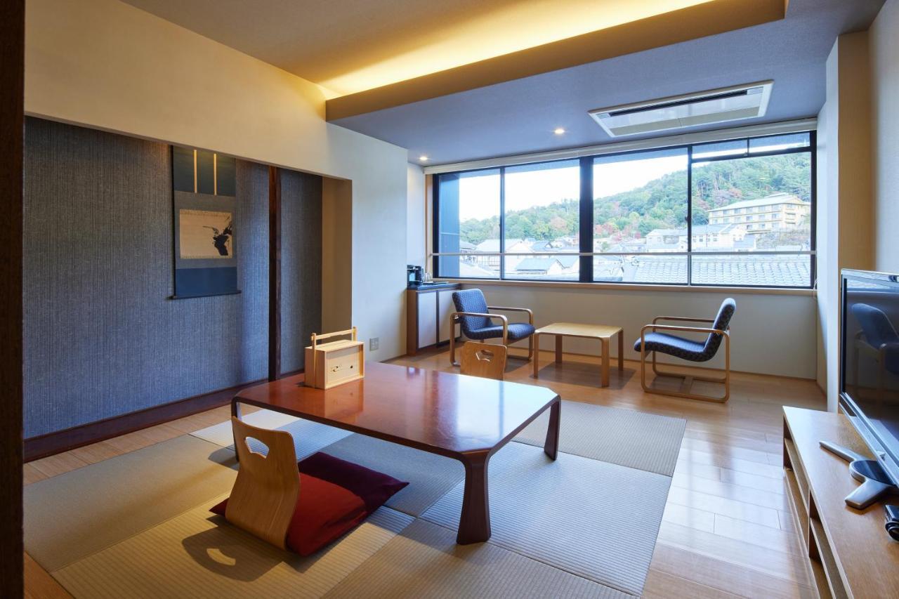Itsukushima Iroha Hotel Hatsukaichi Exterior photo